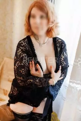 Prostitute Александра, 32 , m. Ulitsa Dybenko, St. Petersburg, area Nevsky